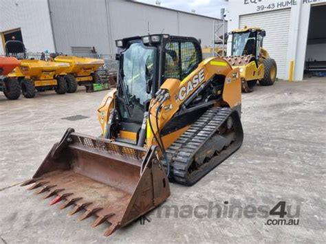 used tv370b vertical lift loader